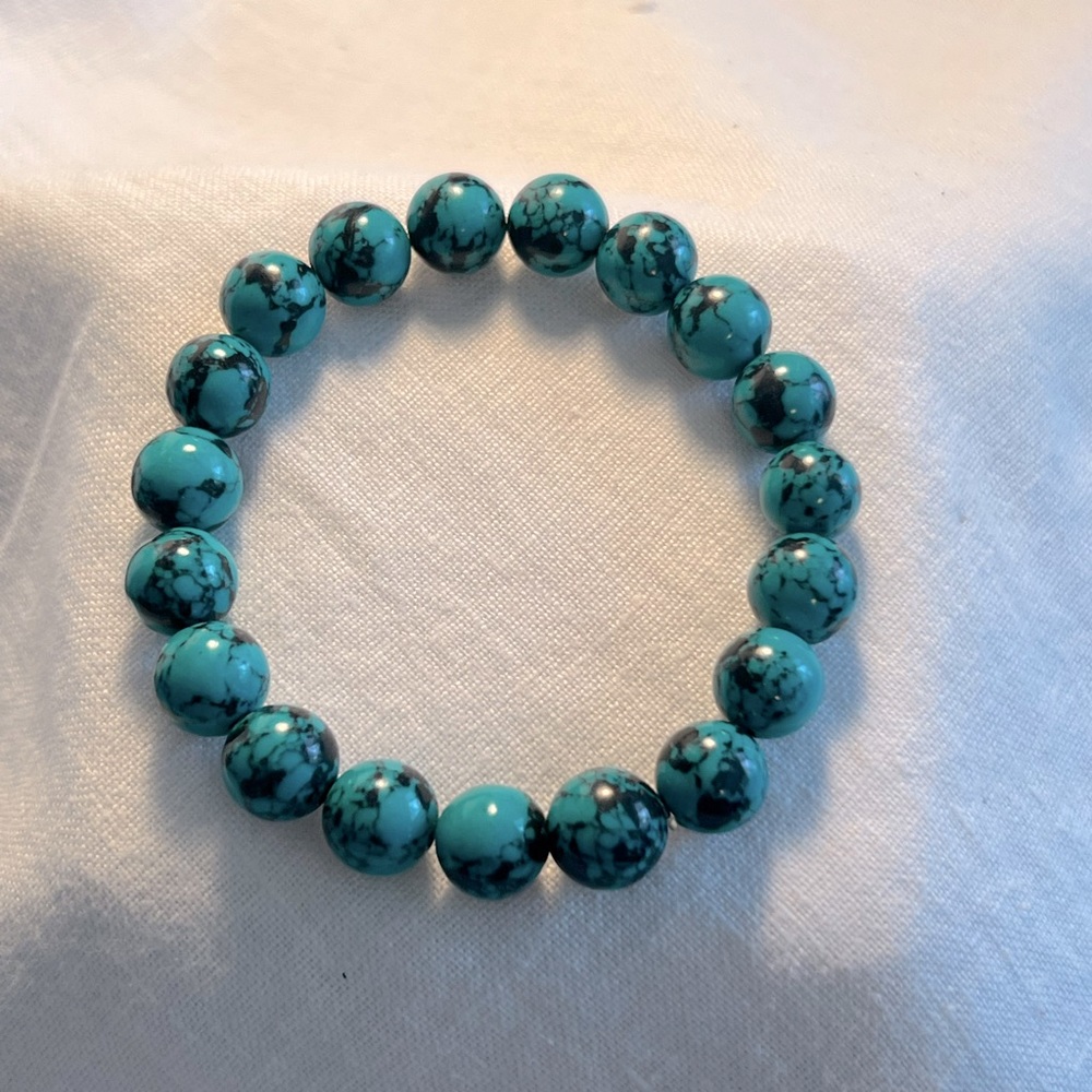 Stretchable Bracelet Beaded Howlite